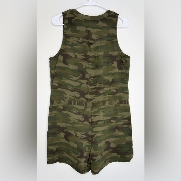 Sanctuary Hazel Shorts Romper Mother Nature Camo Drawstring Women’s Medium EUC - Picture 6 of 9